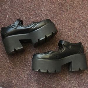 Size 6 Lamoda Chunky Platform Mary Jane Shoes